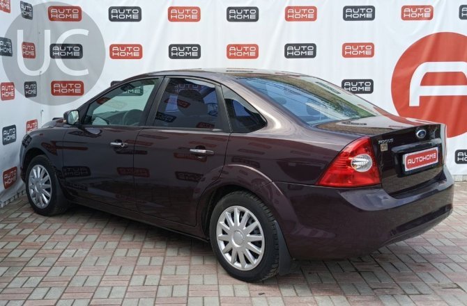 купить Ford Focus с пробегом, 2010 года