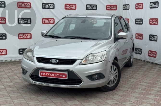 подержанный авто Ford Focus 2008 года