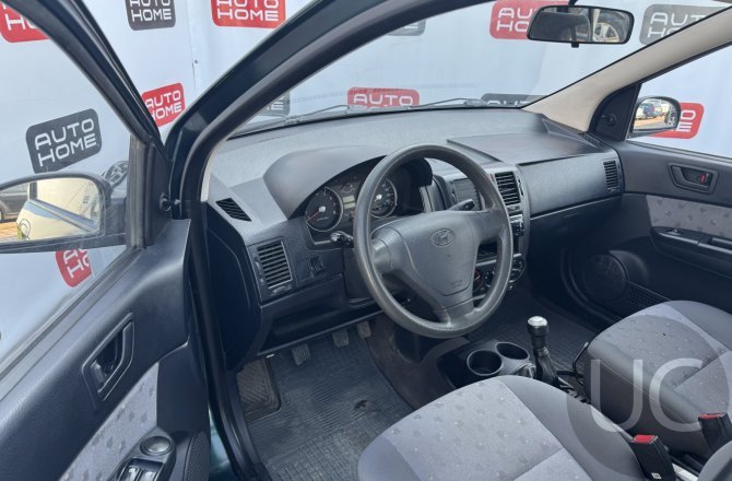 подержанный авто Hyundai Getz 2003 года