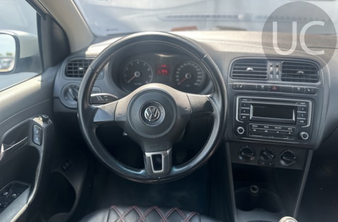 фотографии Volkswagen Polo