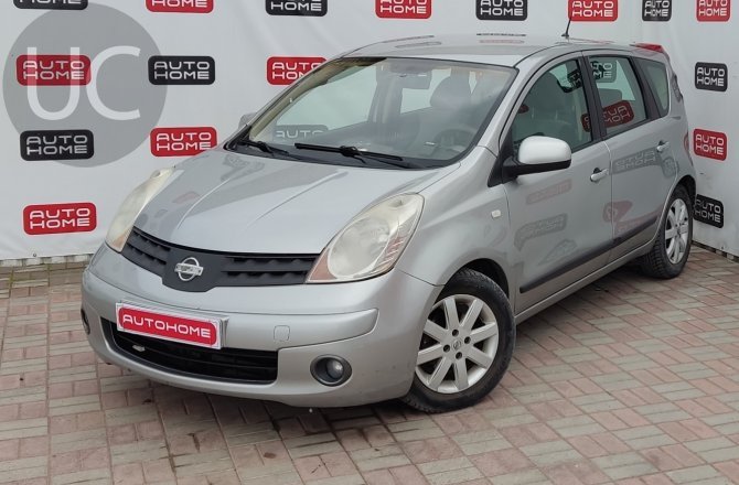 подержанный авто Nissan Note 2008 года