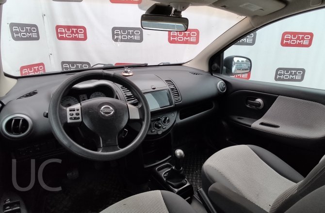 подержанный авто Nissan Note 2008 года