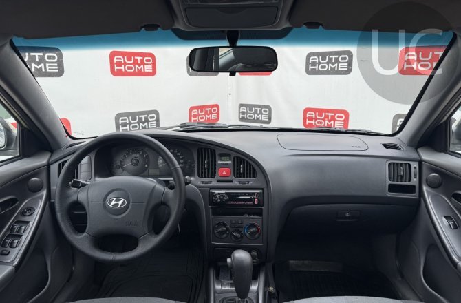 фотографии Hyundai Elantra