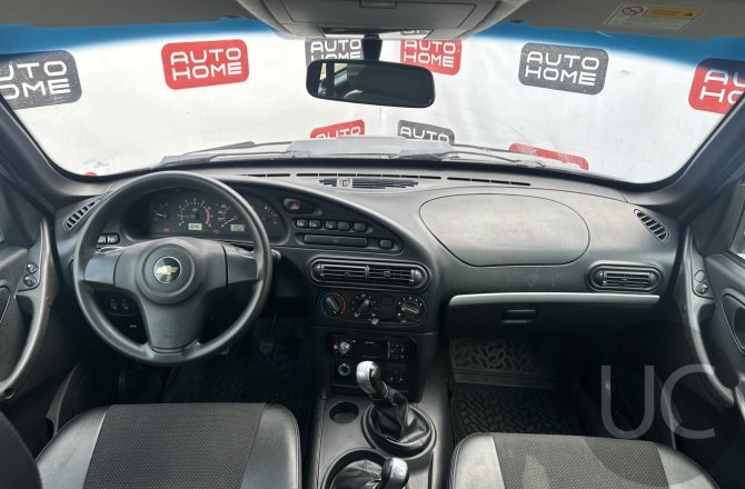 подержанный авто Chevrolet Niva 2013 года