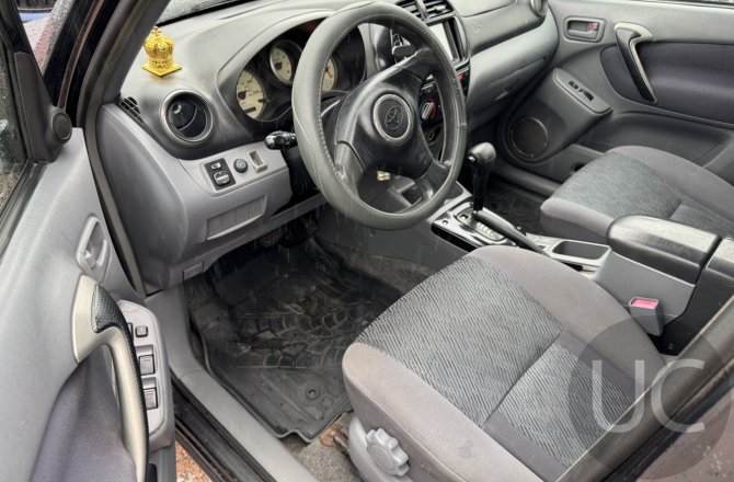фотографии Toyota Rav 4