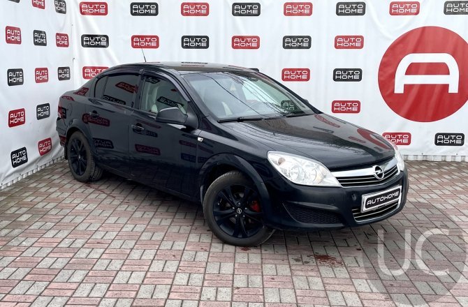 объявление о продаже Opel Astra 2011 года