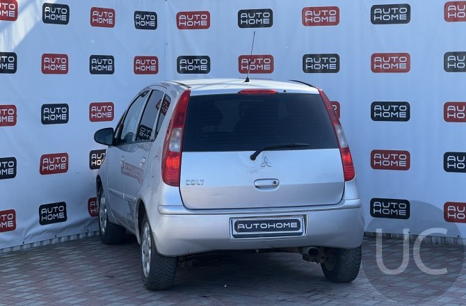Mitsubishi Colt 2004 года за 344 990 рублей