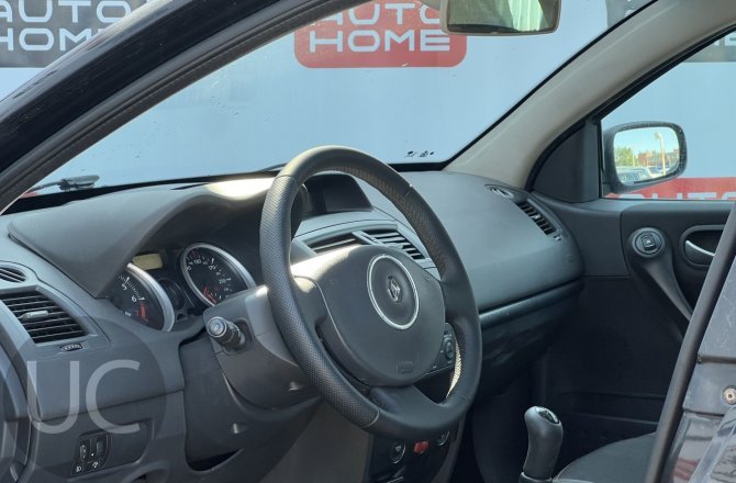 подержанный авто Renault Megane 2007 года