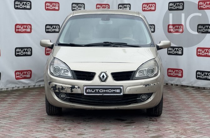 фотографии Renault Scenic