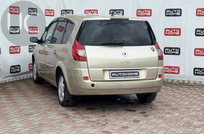купить Renault Scenic с пробегом, 2009 года