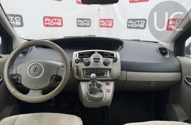 фотографии Renault Scenic
