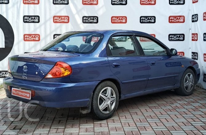 купить б/у автомобиль Kia Spectra 2004 года