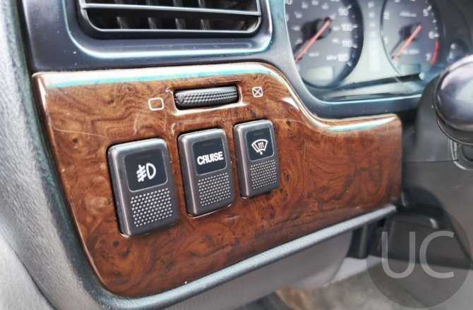 купить Subaru Outback с пробегом, 2000 года