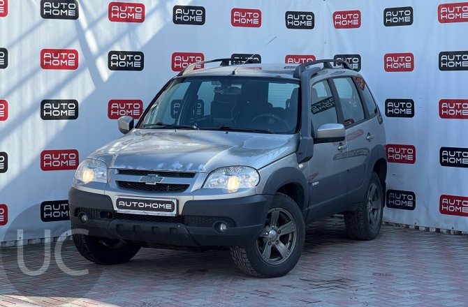 подержанный авто Chevrolet Niva 2016 года