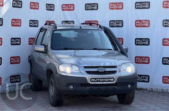 объявление о продаже Chevrolet Niva 2016 года