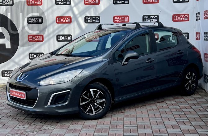 подержанный авто Peugeot 308 2012 года