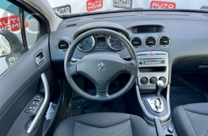 фотографии Peugeot 308