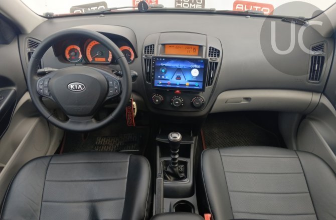 фотографии Kia Ceed