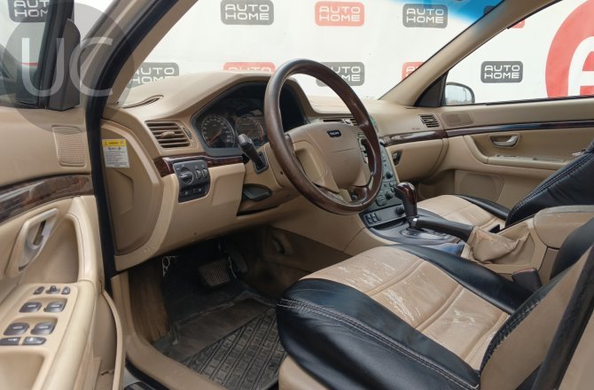 подержанный авто Volvo S80 2002 года