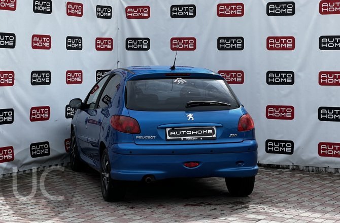 Peugeot 206 2007 года за 379 990 рублей