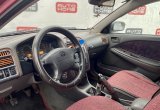 подержанный авто Toyota Avensis 1999 года