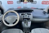 фотографии Renault Scenic