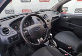 подержанный авто Ford Fiesta 2006 года