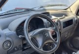 подержанный авто Peugeot Partner 2008 года