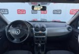 фотографии Renault Logan