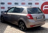 купить б/у автомобиль Kia Ceed 2010 года