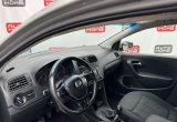 подержанный авто Volkswagen Polo 2016 года