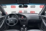 фотографии Hyundai Elantra