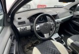 подержанный авто Opel Astra 2011 года