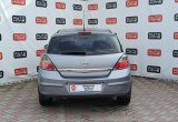 купить б/у автомобиль Opel Astra 2010 года