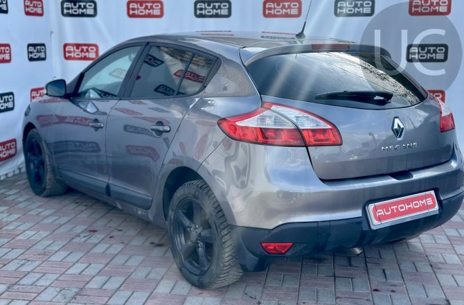 купить Renault Megane с пробегом, 2010 года