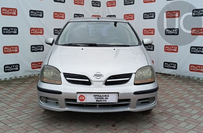 фотографии Nissan Almera Tino