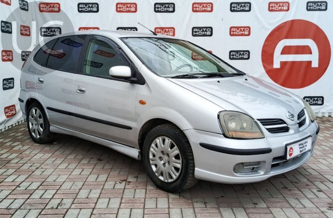 объявление о продаже Nissan Almera Tino 2002 года