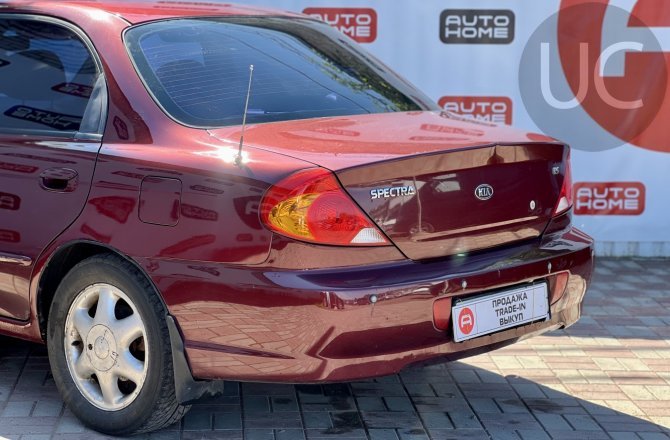 подержанный авто Kia Spectra 2007 года