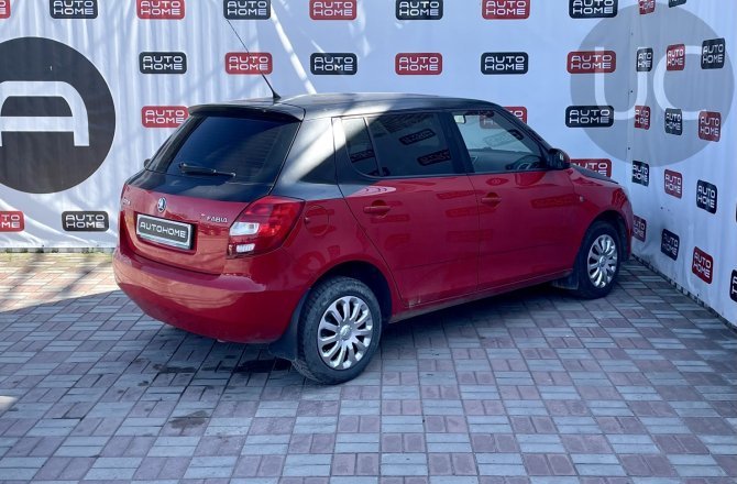 купить Skoda Fabia с пробегом, 2013 года