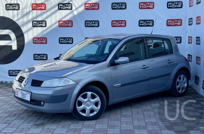 подержанный авто Renault Megane 2003 года