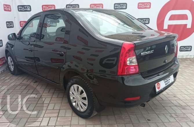 купить Renault Logan с пробегом, 2012 года
