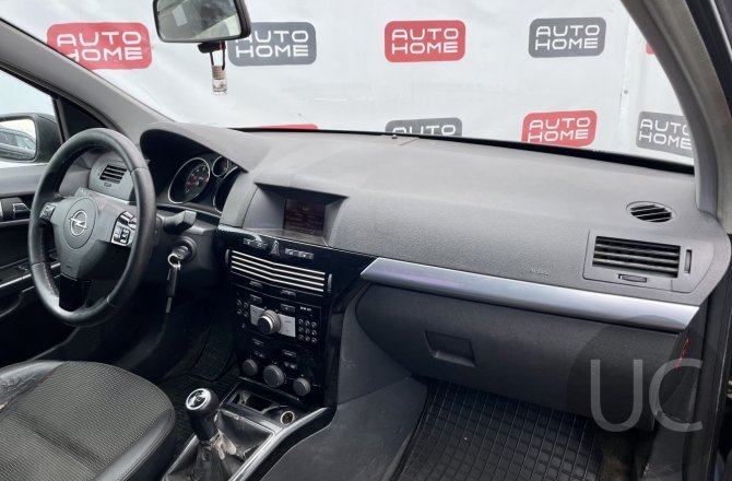 объявление о продаже Opel Astra 2008 года