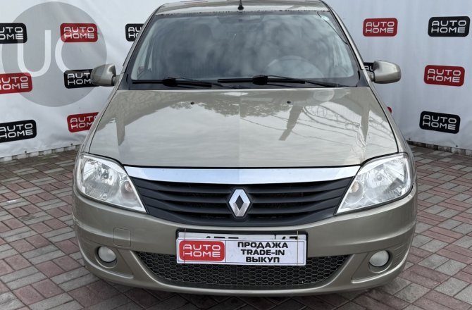 фотографии Renault Logan
