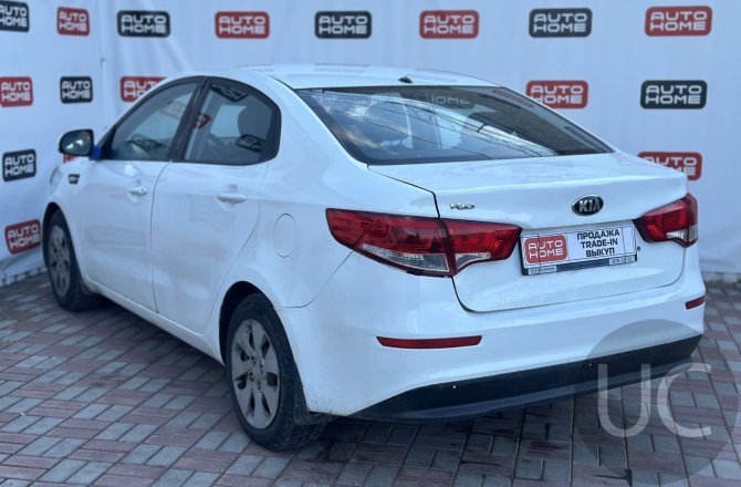 купить Kia Rio с пробегом, 2015 года