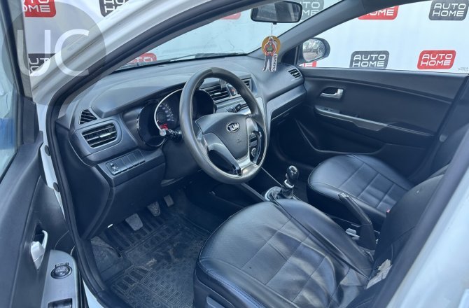 фотографии Kia Rio
