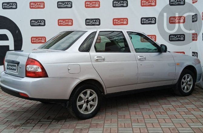 Lada (ВАЗ) Priora 2012 года за 280 000 рублей