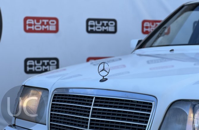 подержанный авто Mercedes-Benz E-Class 1995 года