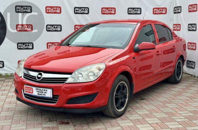 подержанный авто Opel Astra 2008 года