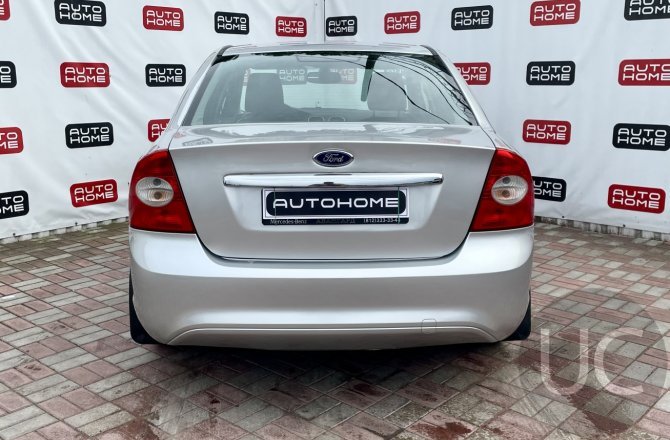 купить б/у автомобиль Ford Focus 2008 года
