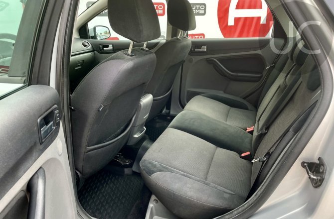 купить б/у автомобиль Ford Focus 2008 года